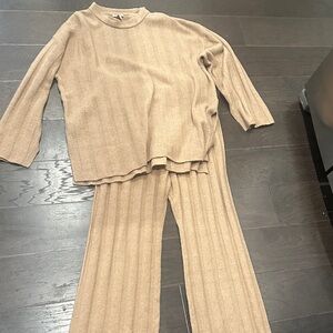 H&M Women's Beige Wide Leg Knit Set